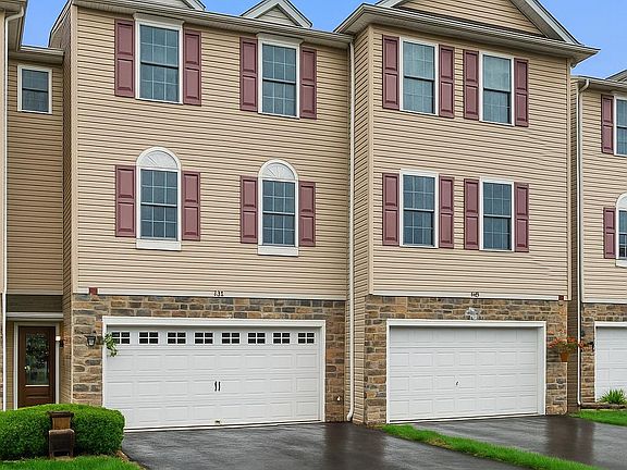 2nd image of 223 Saddlebrook Dr