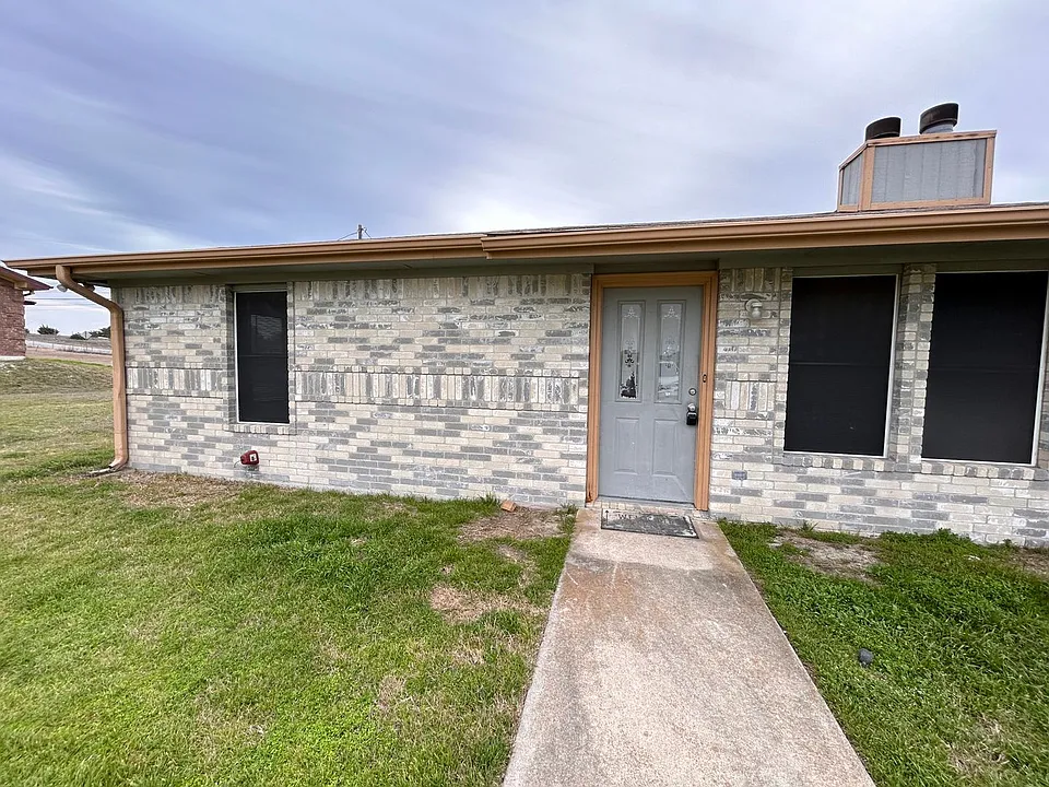 10411 Trimmier Rd #B
