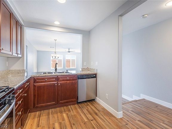 4th image of 3736 Austell St