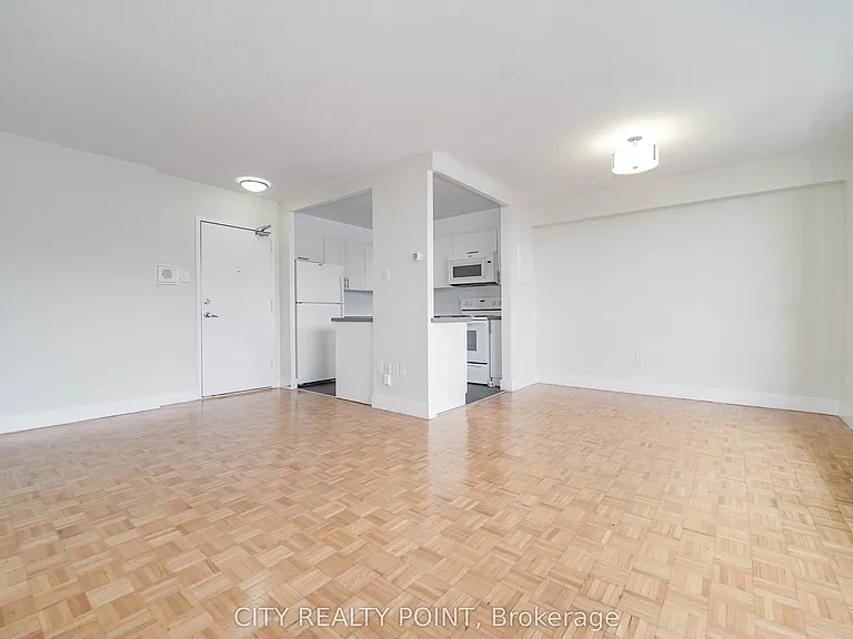 666 Spadina Ave #2411 — Photo 6