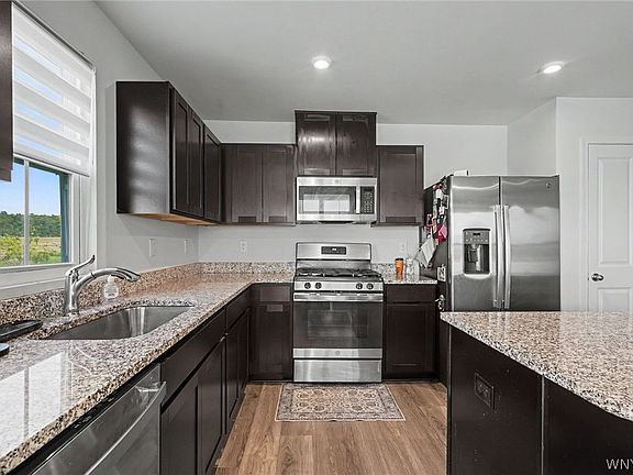 2nd image of 164 South Dr