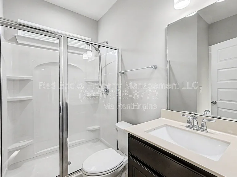 149 Kingston Dr — Photo 31