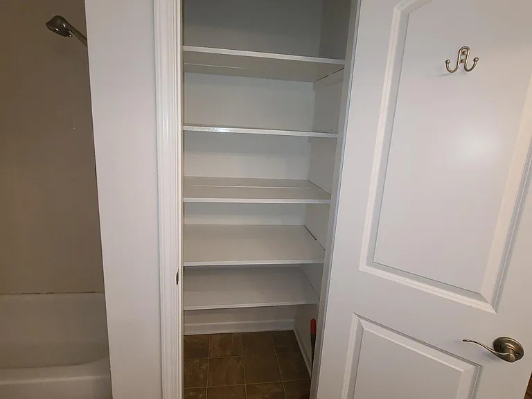 3928 Butterfield Dr NW — Photo 16