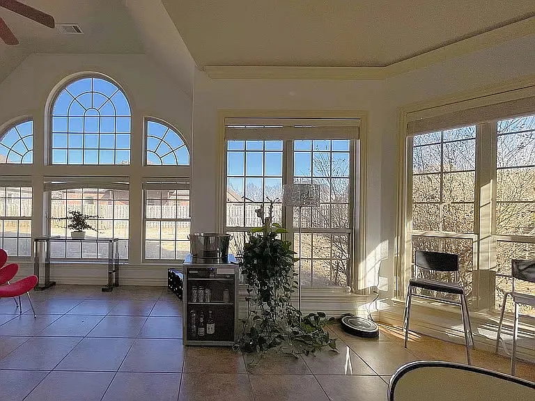 4 bed, 3.5 bath, 3493 sqft, $3,495 — Photo 4