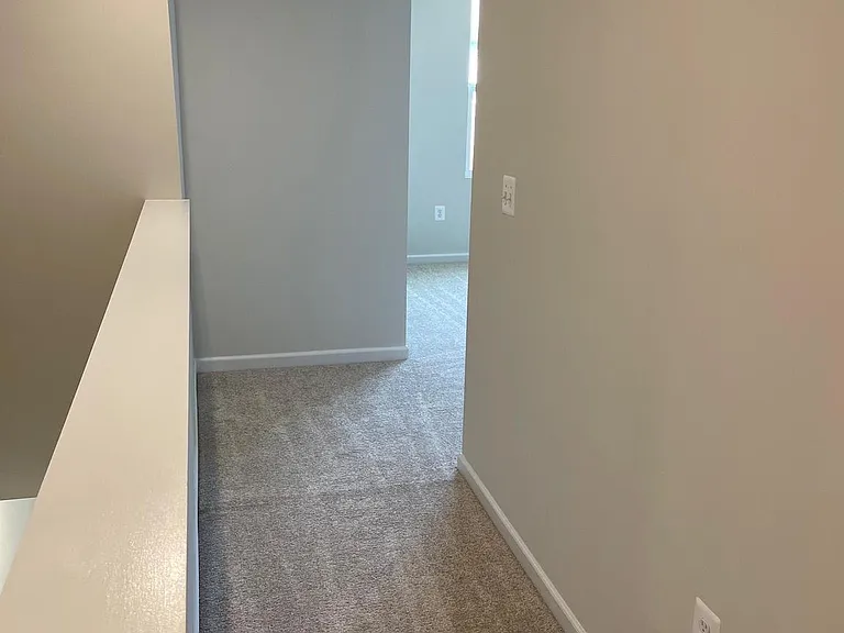 18045 South Village Dr — Photo 24