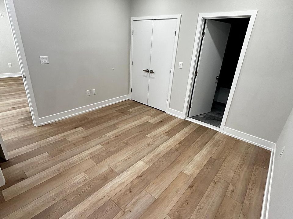2nd image of 2501 Germantown Ave #14