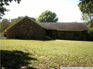 150 Pamela Dr, Senatobia, MS 38668