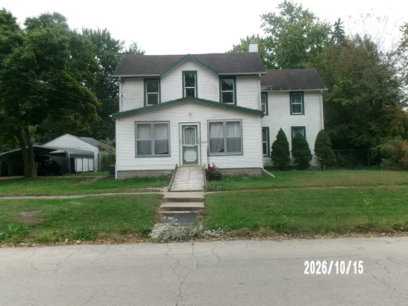 319 W Park Ave, Watseka, IL 60970