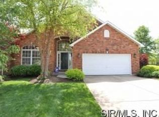 7341 Timberpoint Ct, Fairview Heights, IL 62208
