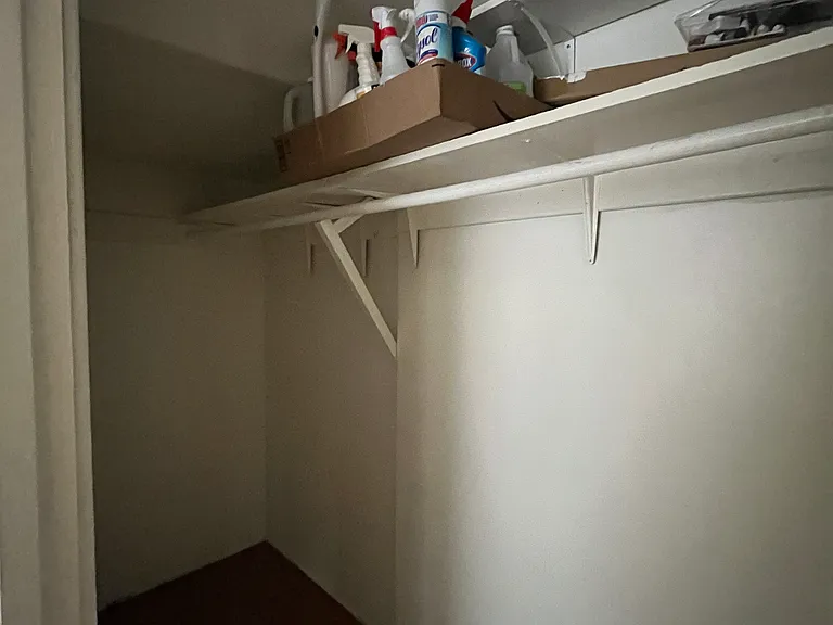 walk in closet