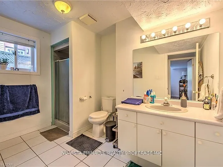 1263 Aldersbrook Rd — Photo 39