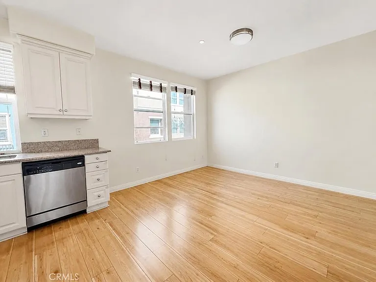 542 N Chardonnay Dr — Photo 9