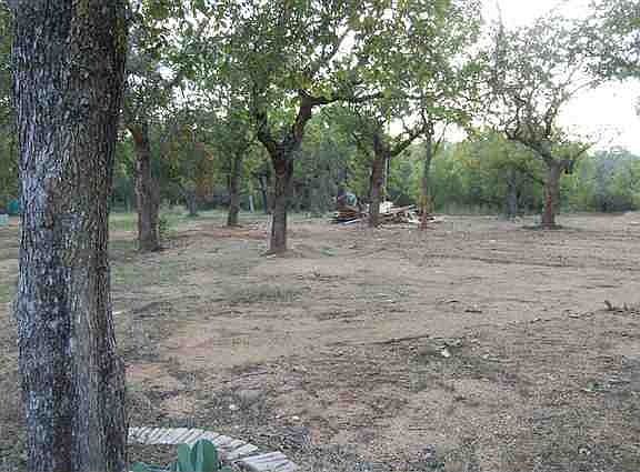 5th image of 654 Horseshoe Dr