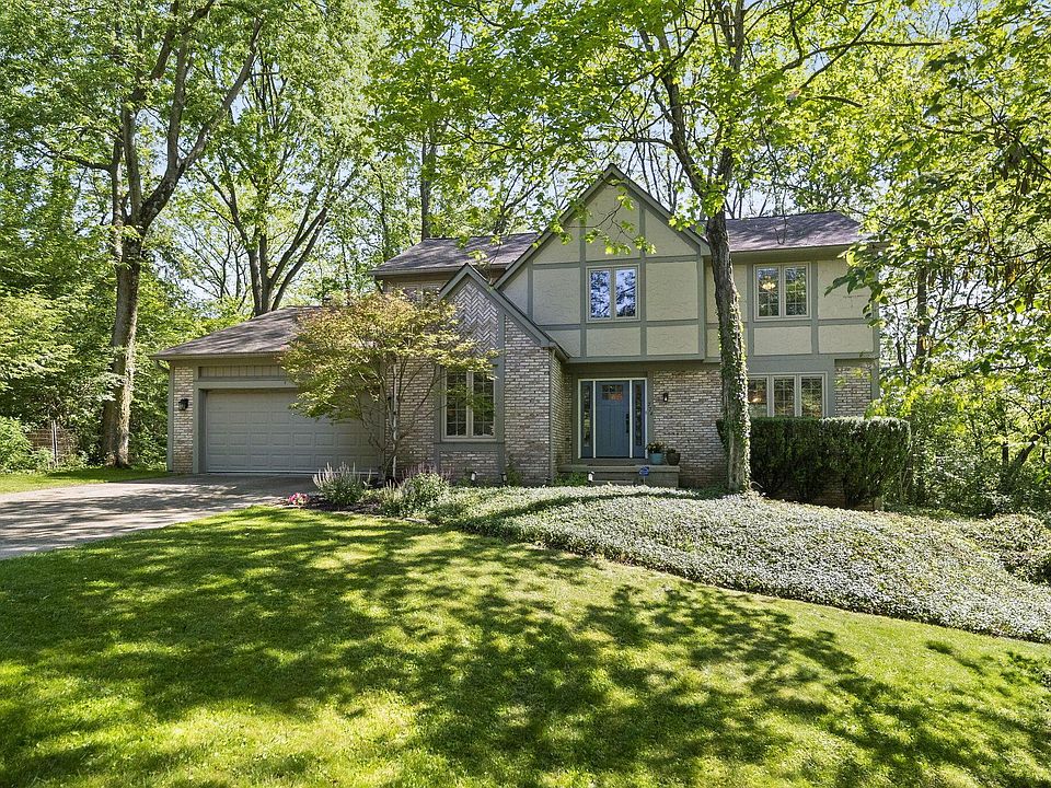 1st image of 774 Loch Lomond Ln