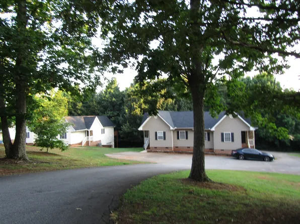 124 Shirley Cir #B, Anderson, SC 29625