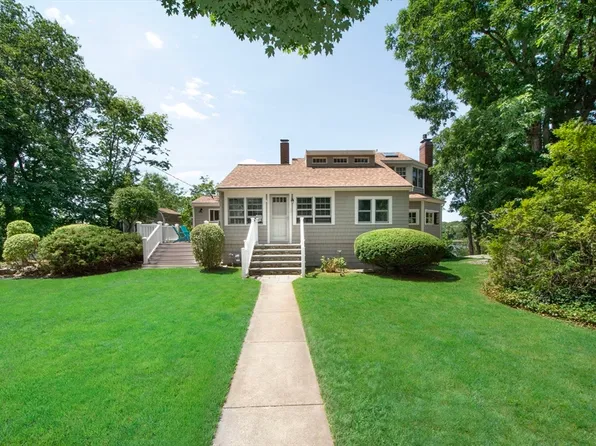 36 Bonnie Brier Cir, Hingham, MA 02043
