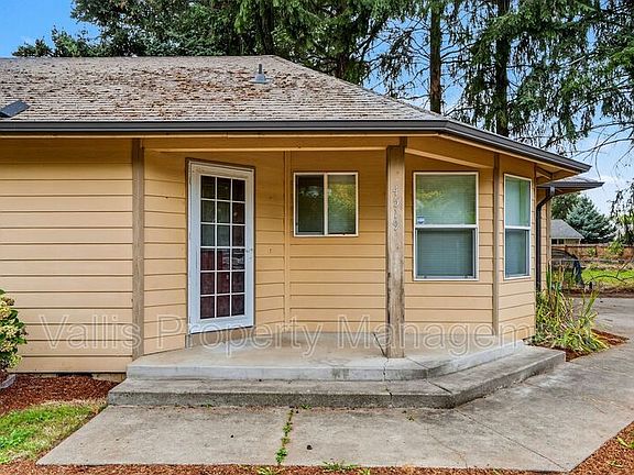 4th image of 4519 Gracie Ln N