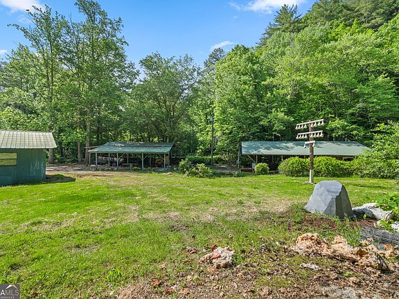 3rd image of 544 Darnell Creek Rd