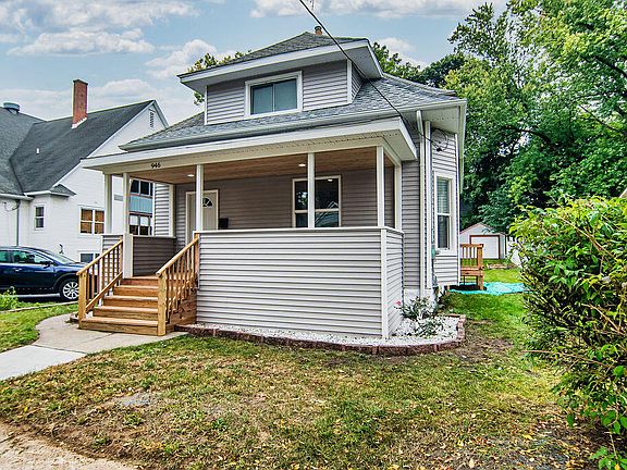 3rd image of 946 Sherman St SE