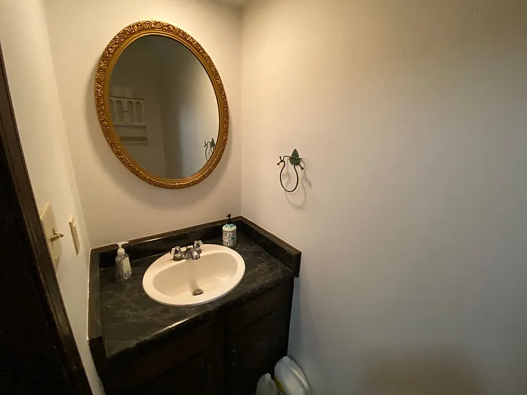 1632 S Macon St — Photo 14