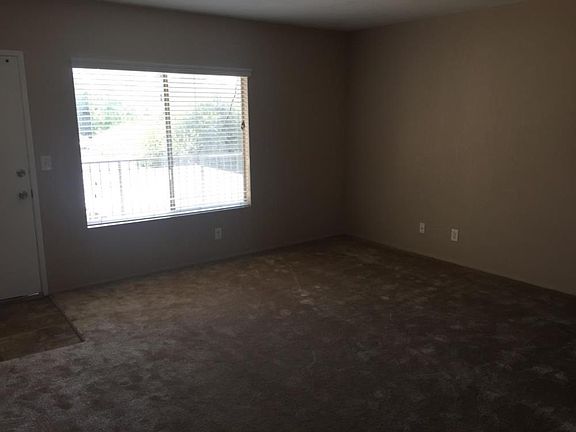 3rd image of 4524 40th St APT 5