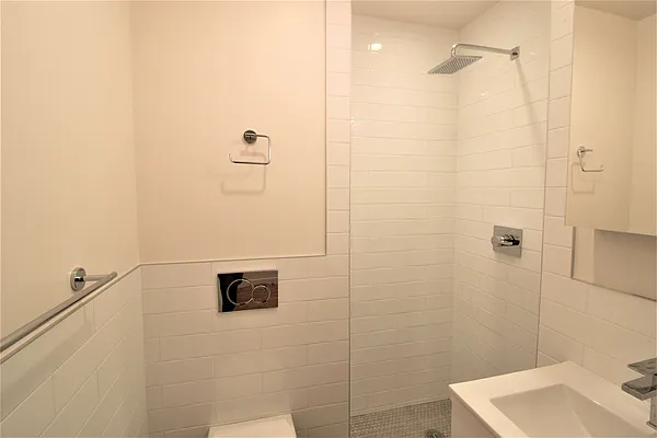 Rented by Bold New York | media 7