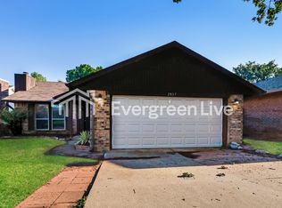 2837 Green Canyon Dr, Edmond, OK 73013