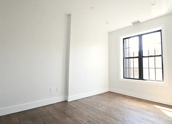 Rented by Rental Solutions Inc | media 74