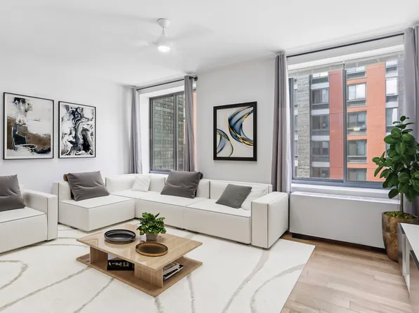 8 Vanderbilt Avenue image 1 of 17