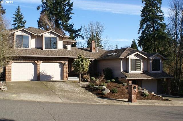 2nd image of 1930 N Carol Ave