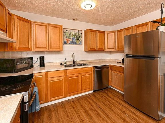3rd image of 5031 North Rd