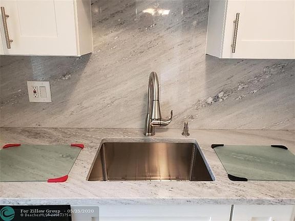 2nd image of 777 SE 2nd Ave #D224