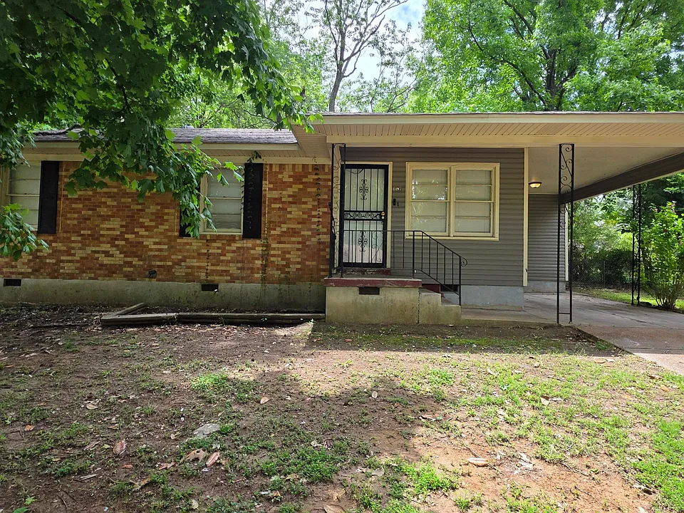 1597 Lewellen Rd