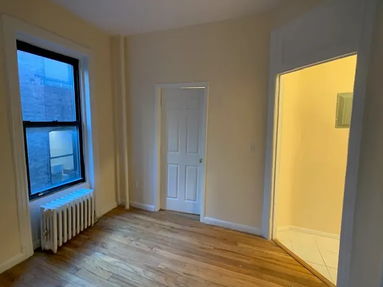 1758 1st Ave #8 — Photo 6