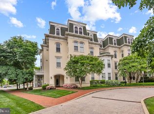 900 N Washington St UNIT 304E, Alexandria, VA 22314