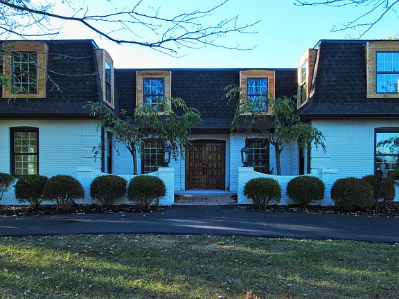 2nd image of 535 Robin Hood Dr