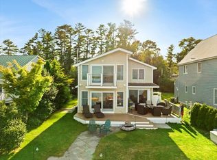15 Point Of Pines Rd, East Freetown, MA 02717