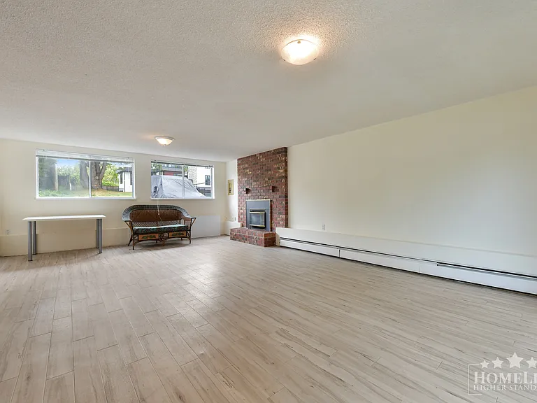 13900 Blackburn Ave #HOUSE — Photo 22