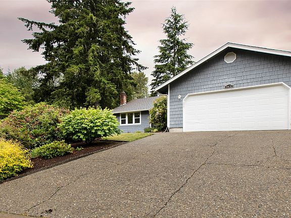 2nd image of 3922 Hillview Court NW