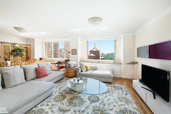 Rented by Brown Harris Stevens | media 13