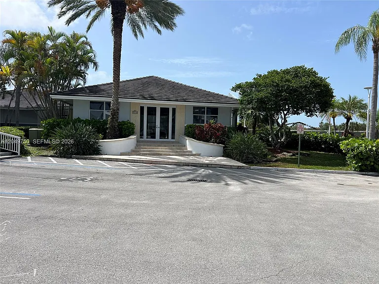 8500 SW 212th St #307 — Photo 38