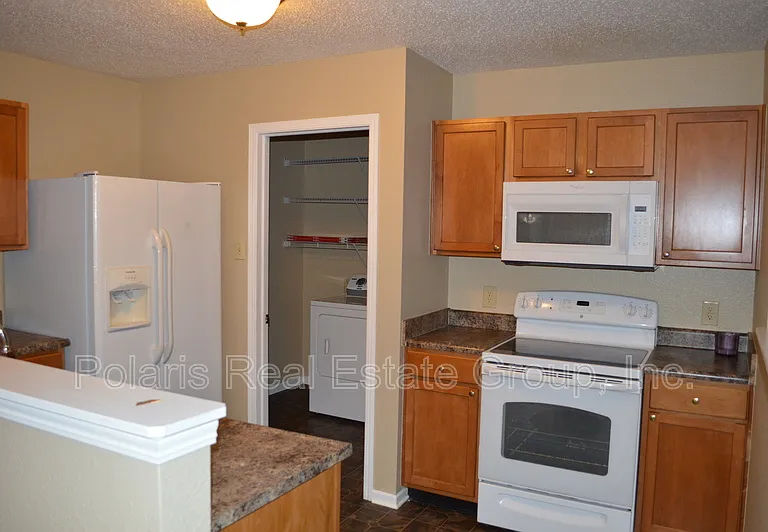 12830 Freedom Dr — Photo 7