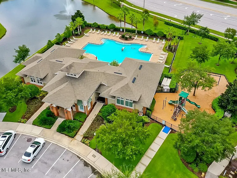 4008 Lionheart Dr — Photo 22