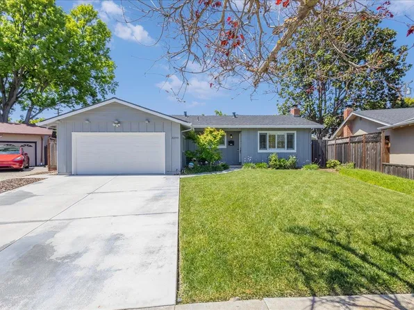 3299 Woodcrest Dr, San Jose, CA 95118