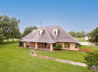 11619 Beco Rd, Saint Amant, LA 70774