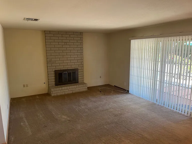 14927 Herchell Dr — Photo 12
