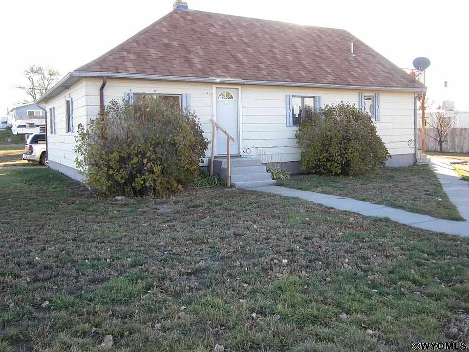 1st image of 305 Oil Ave