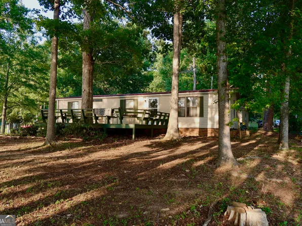 207 Black Oak Dr, Sparta, GA 31087