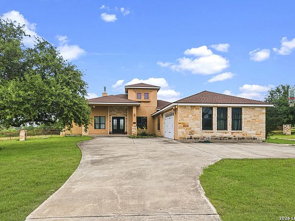 4th image of 951 Private Road 3702