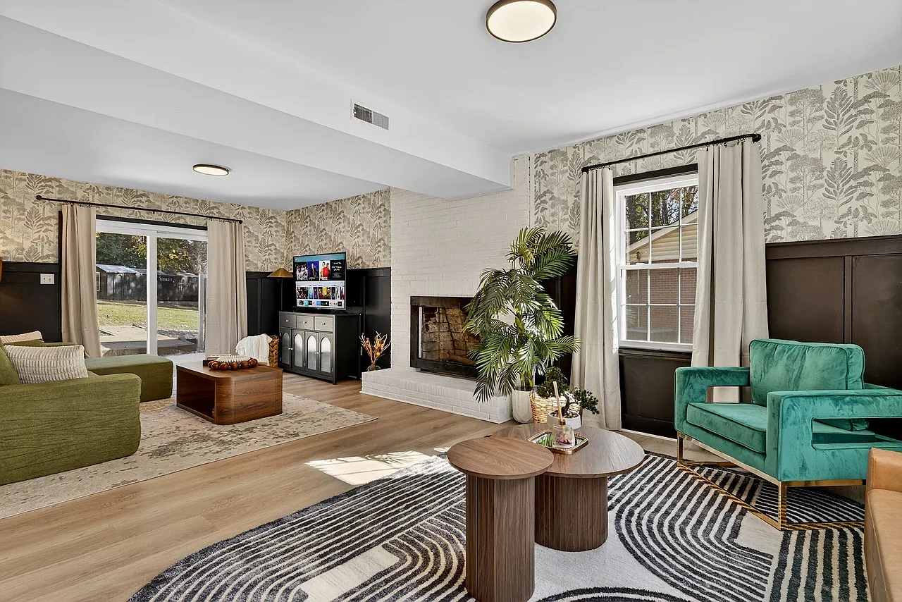 6013 Ferndale Pl — Photo 3